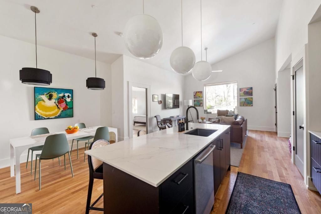 955 Wylie ST SE UNIT 5