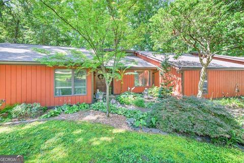 Photo of 686 Hillwood Court, Dacula, GA 30019 (MLS # 10655454)