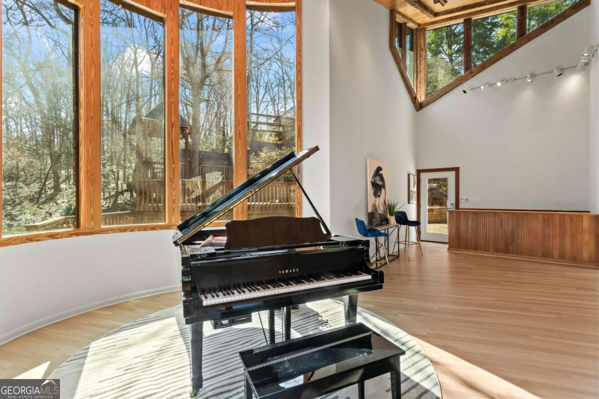 CHASTAIN PARK - Residential