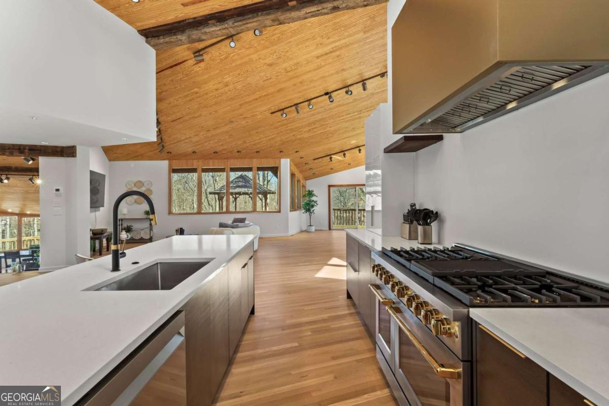 CHASTAIN PARK - Residential