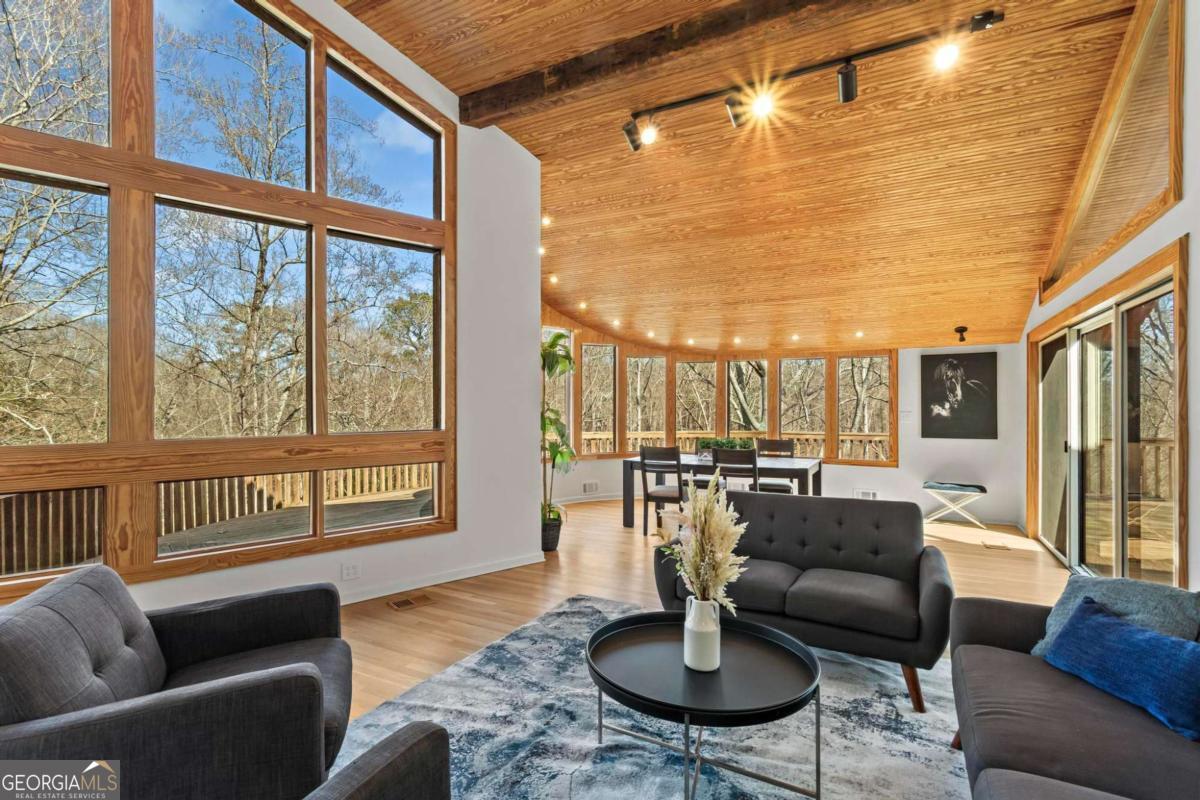 CHASTAIN PARK - Residential
