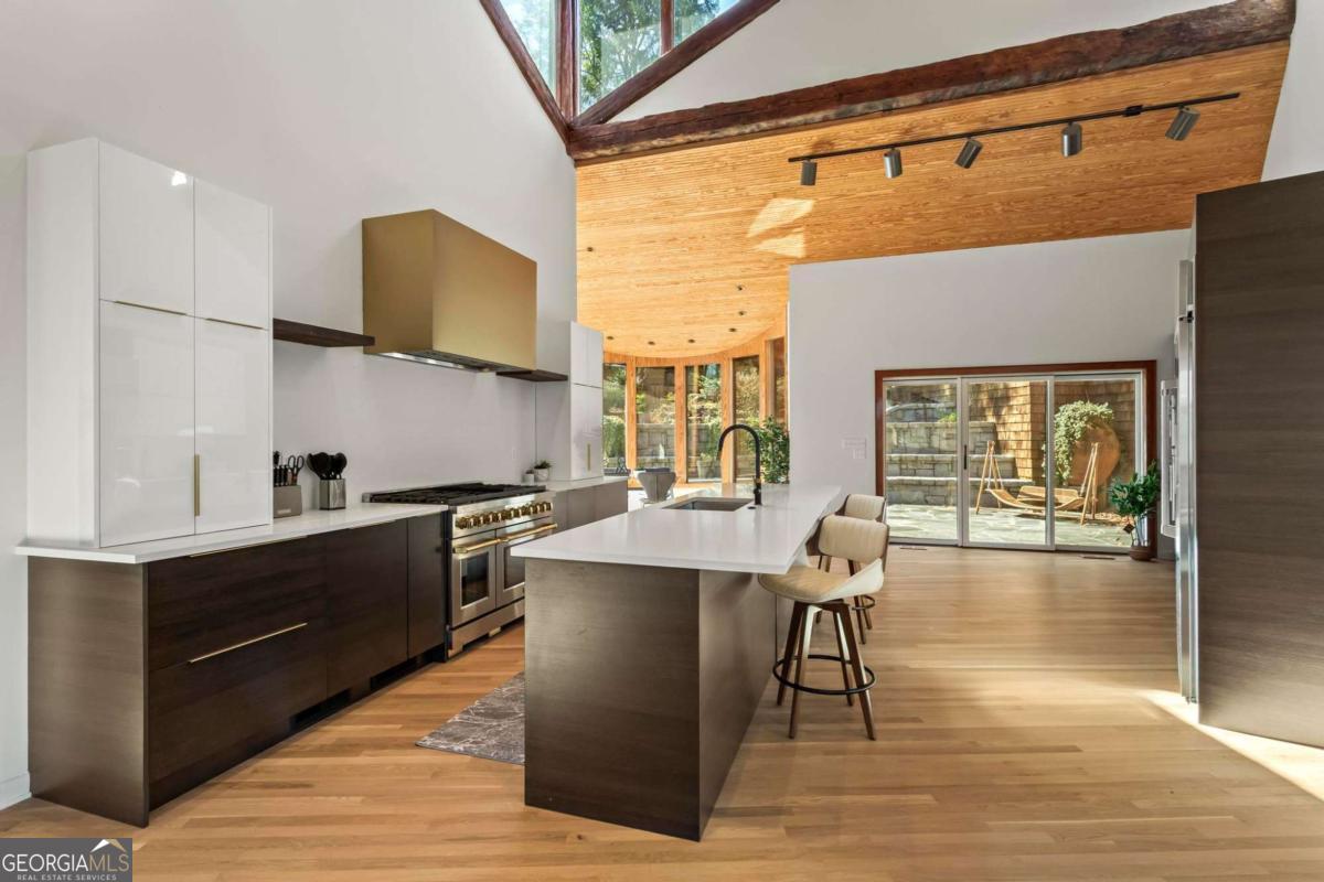 CHASTAIN PARK - Residential