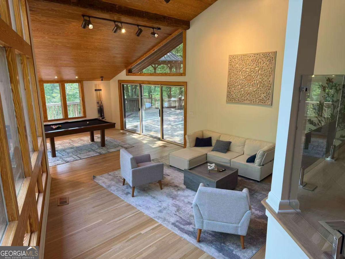 CHASTAIN PARK - Residential