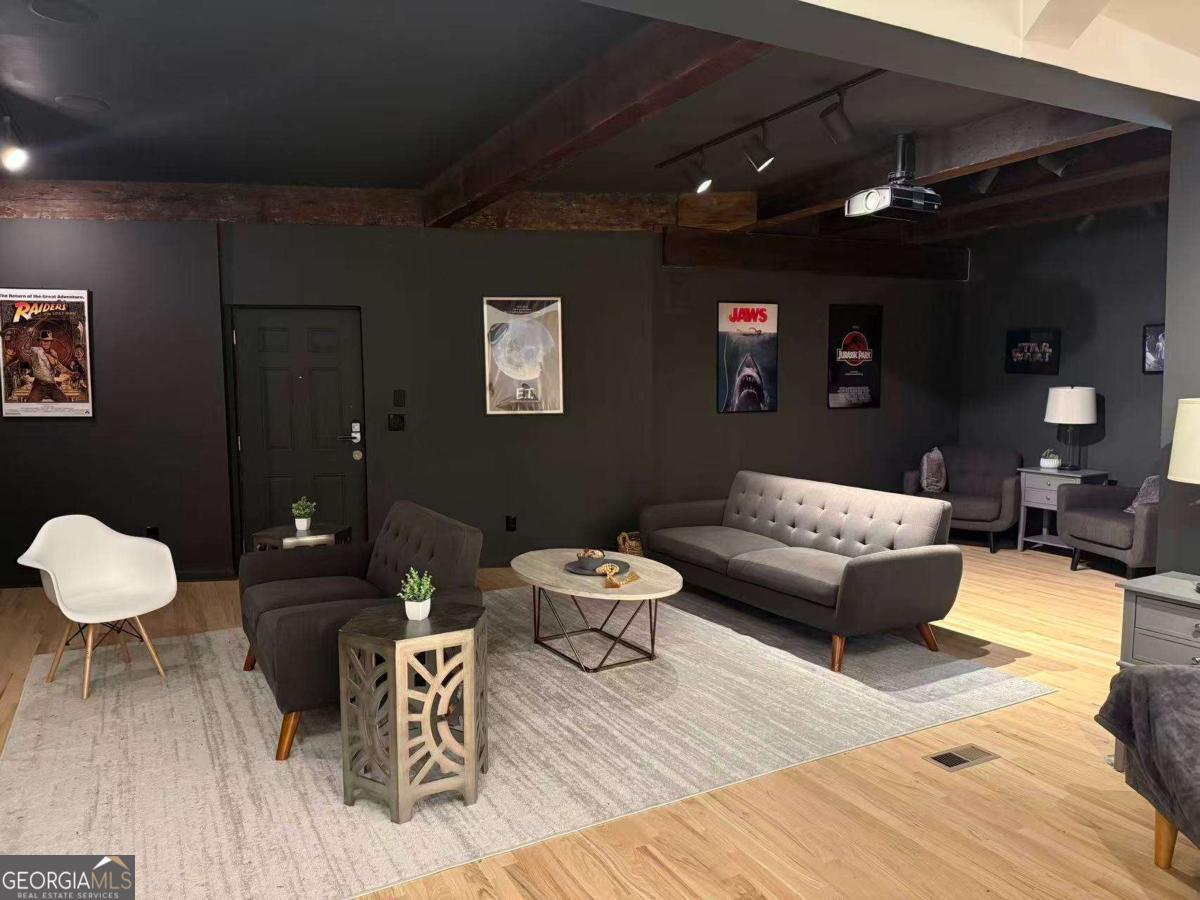 CHASTAIN PARK - Residential