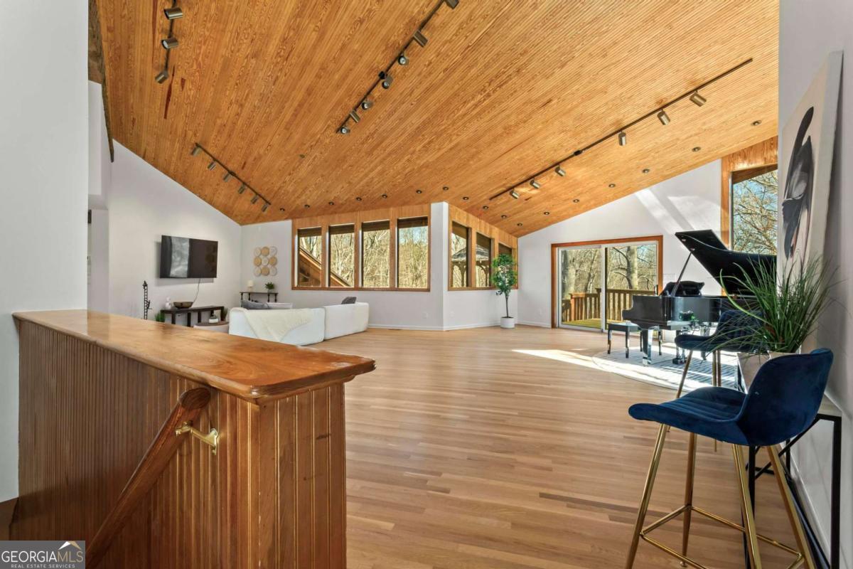 CHASTAIN PARK - Residential