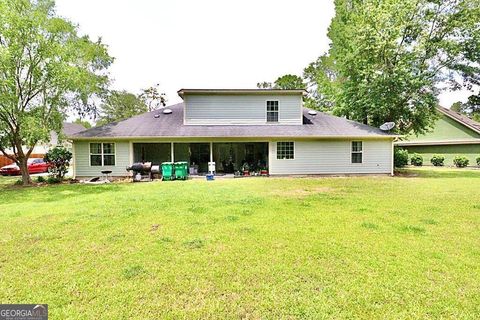 A home in Valdosta