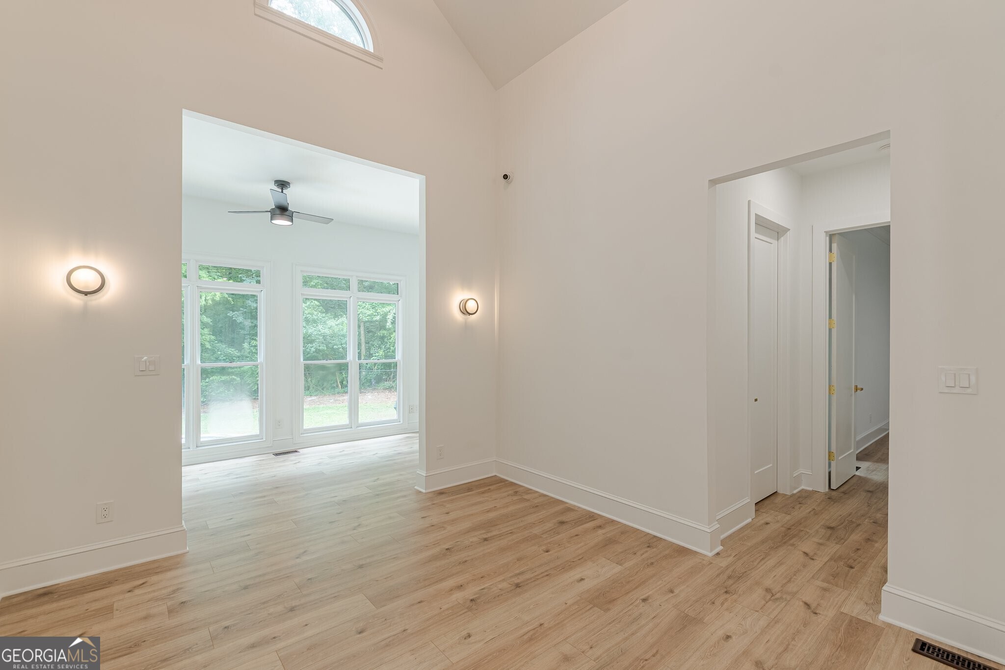 Rudd's Alley - Residential