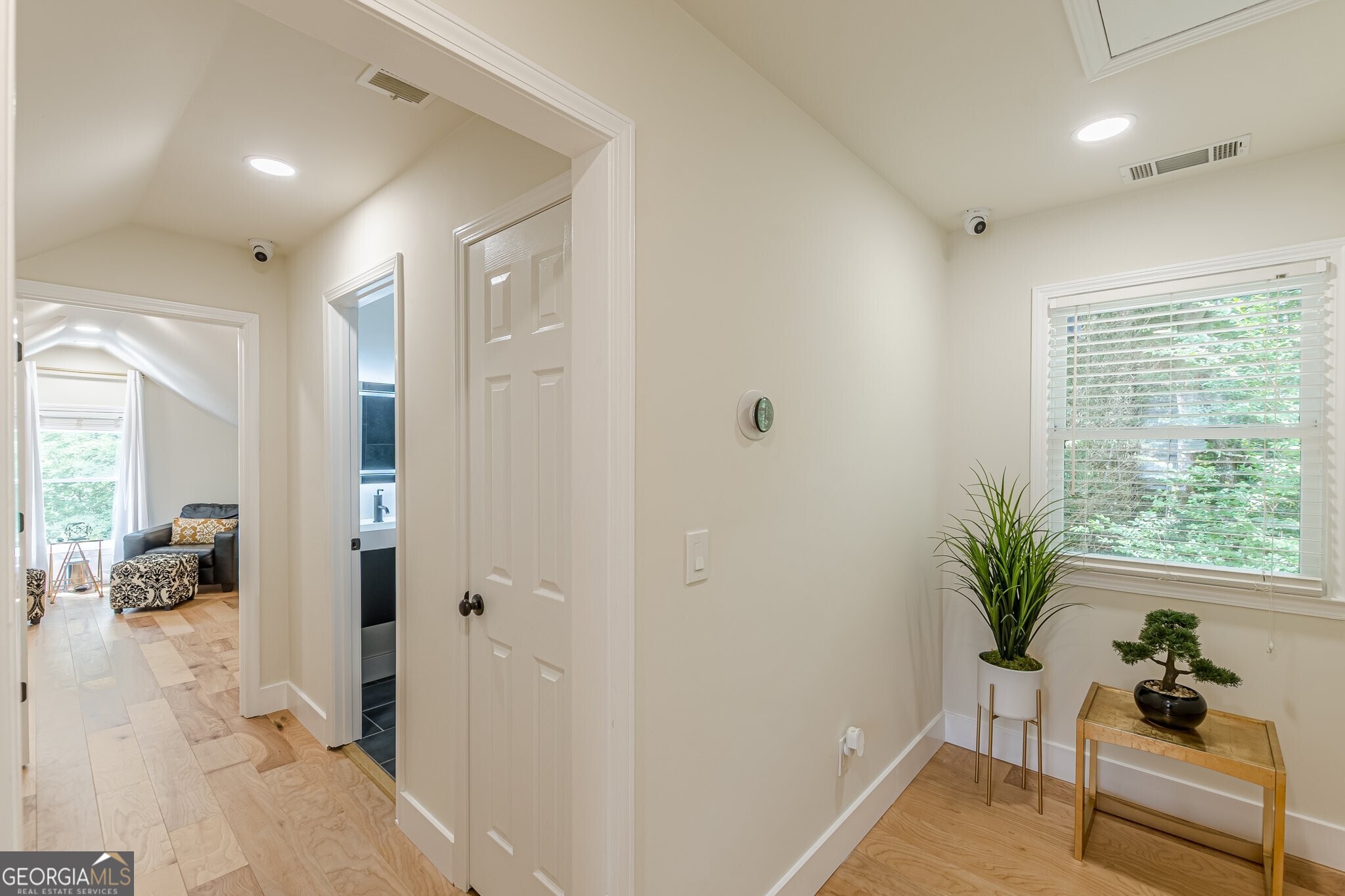Rudd's Alley - Residential