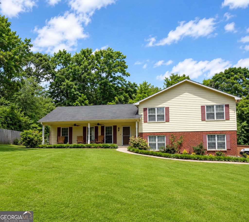 Photo of 1054 Glass Bridge Road, Lagrange, GA 30240 (MLS # 10768823)