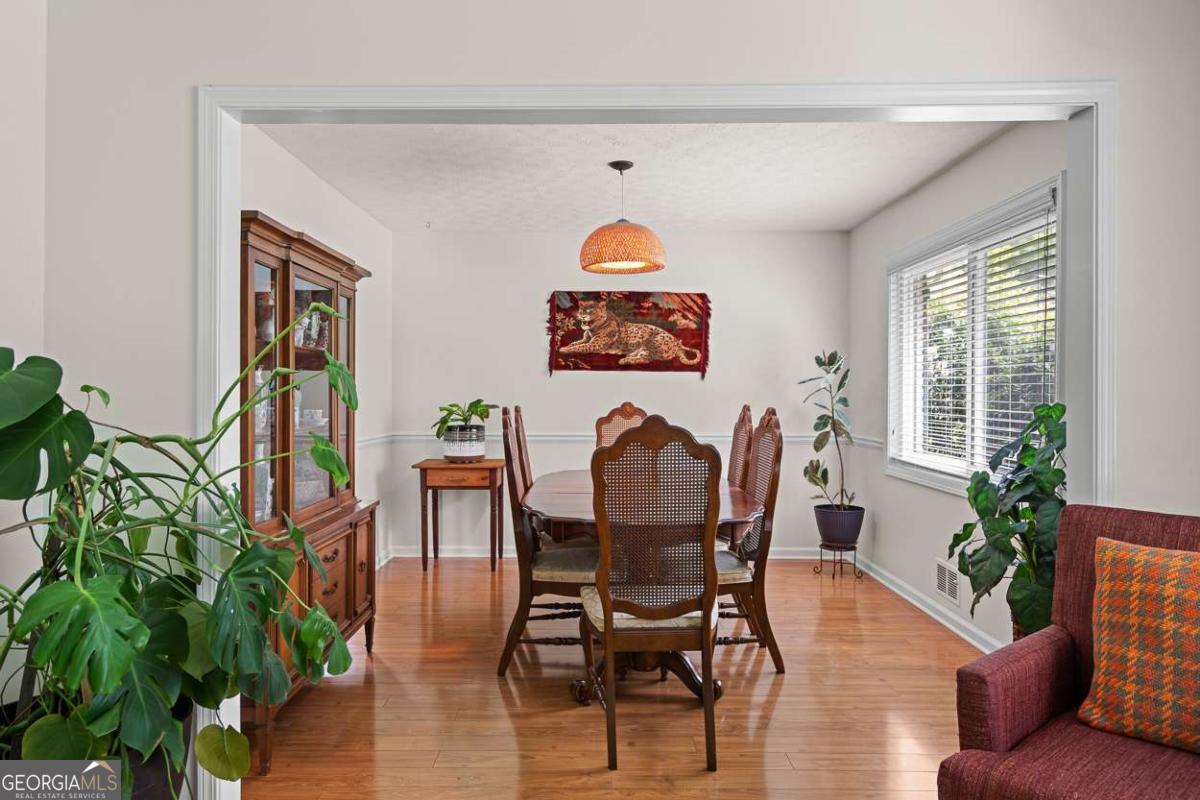 4212 Antler TRL SE