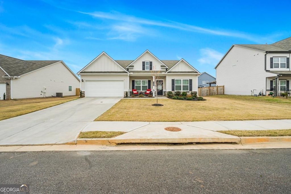 Photo of 13 Westover Road SE, Cartersville, GA 30120 (MLS # 10720167)