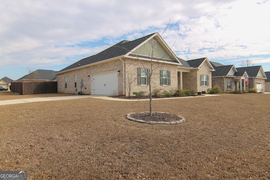 Photo of 101 Lighterknot Trail, Perry, GA 31069 (MLS # 10678846)