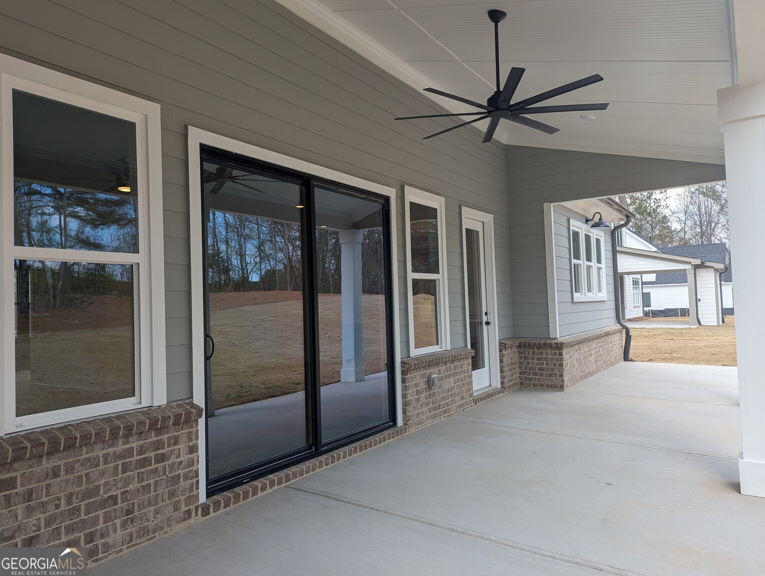 The Chatsworth Plan by Peachtree Residential. Quick Move-in! This beau – image 31