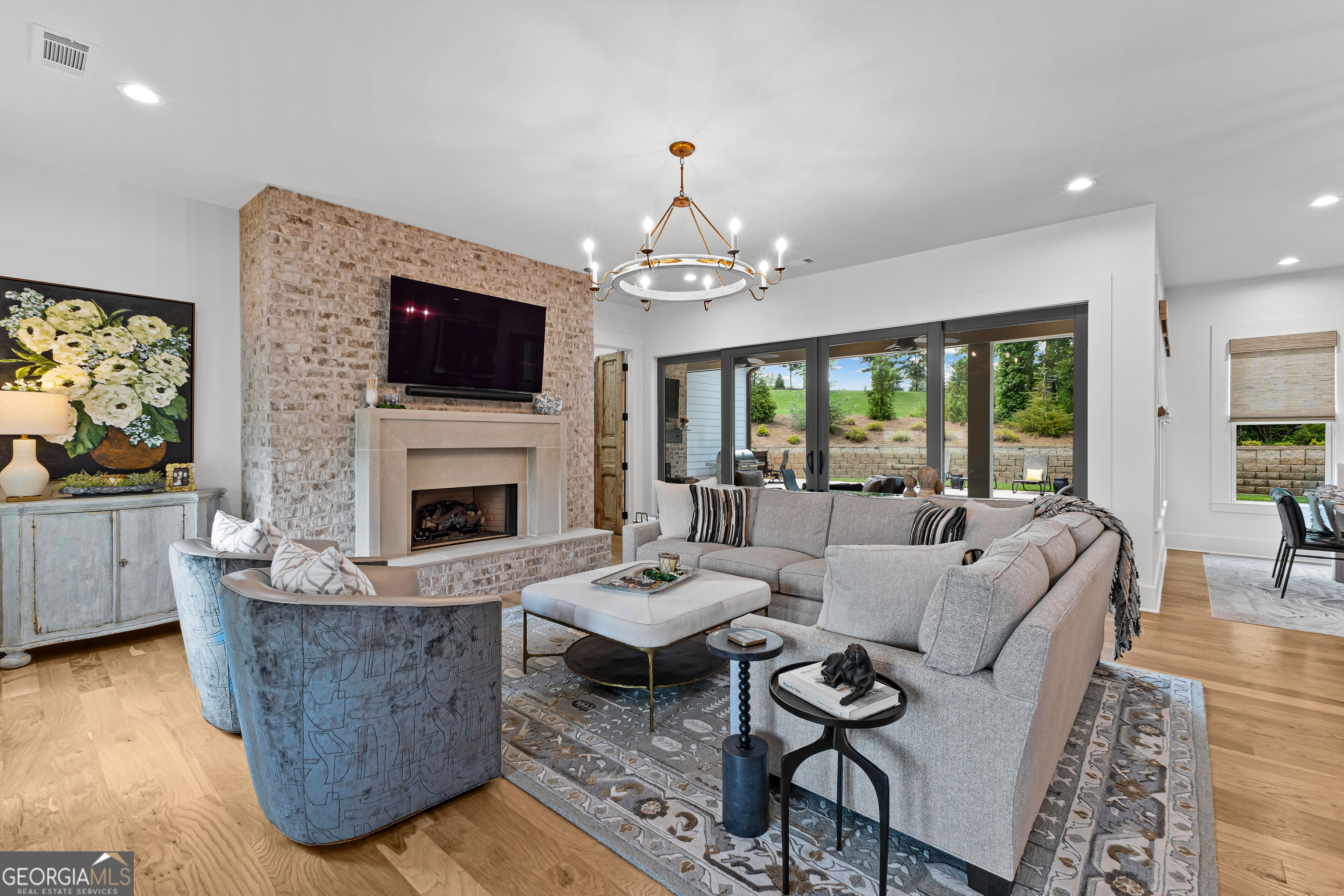 Senoia, Georgia 30276, United States, 4 Bedrooms Bedrooms, ,5 BathroomsBathrooms,Residential,Active,160013