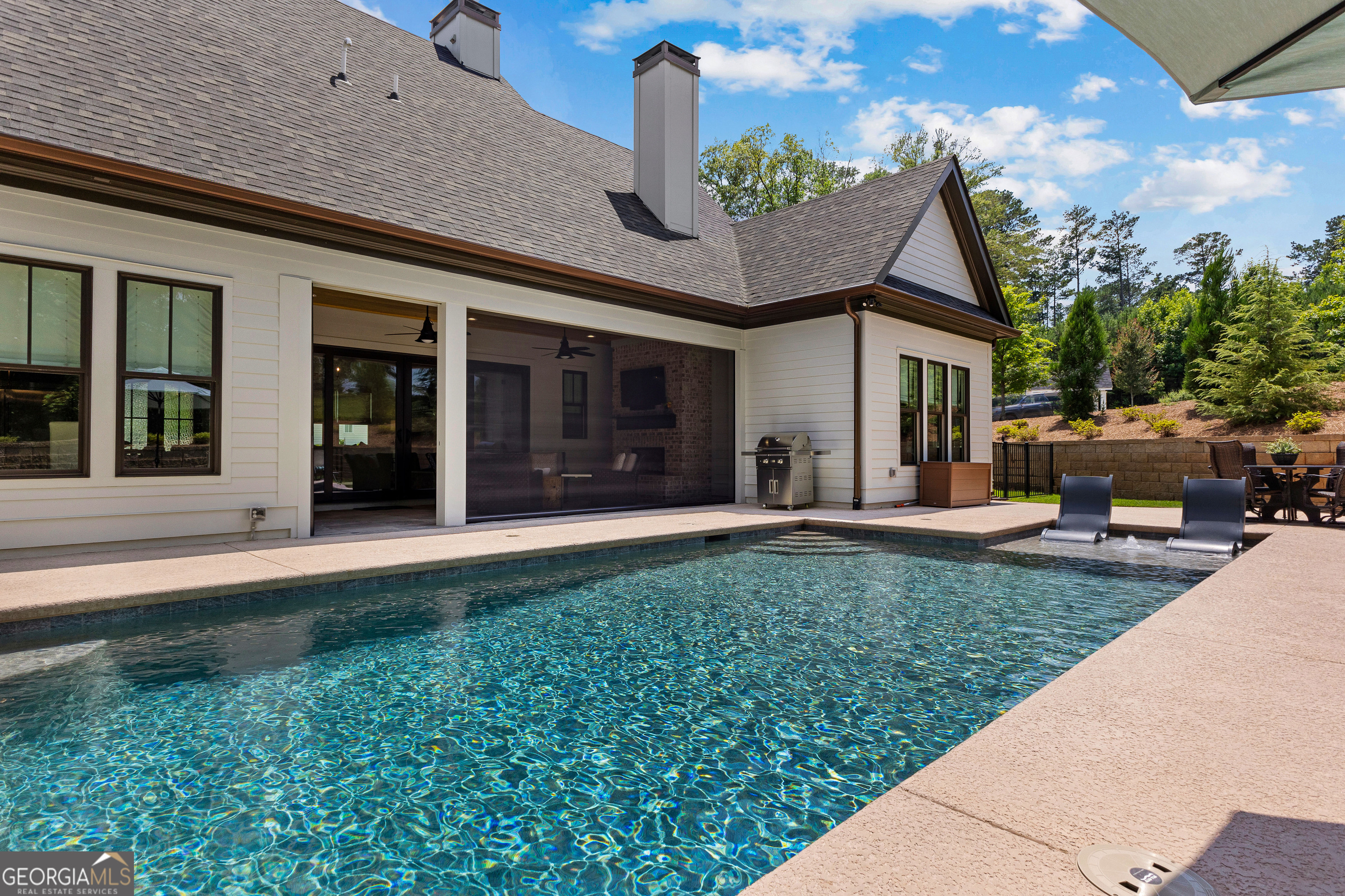 Senoia, Georgia 30276, United States, 4 Bedrooms Bedrooms, ,5 BathroomsBathrooms,Residential,Active,160013