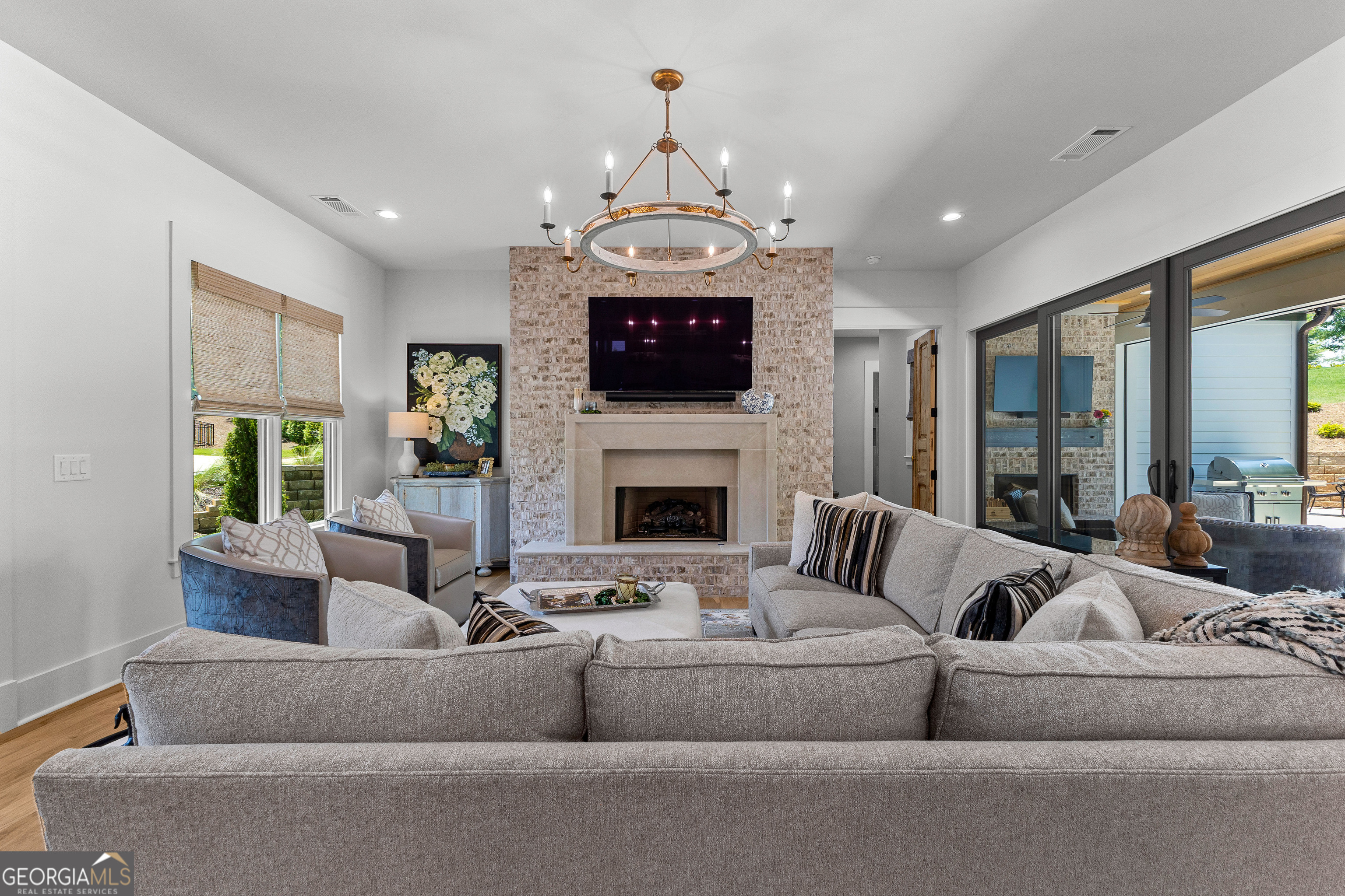 Senoia, Georgia 30276, United States, 4 Bedrooms Bedrooms, ,5 BathroomsBathrooms,Residential,Active,160013