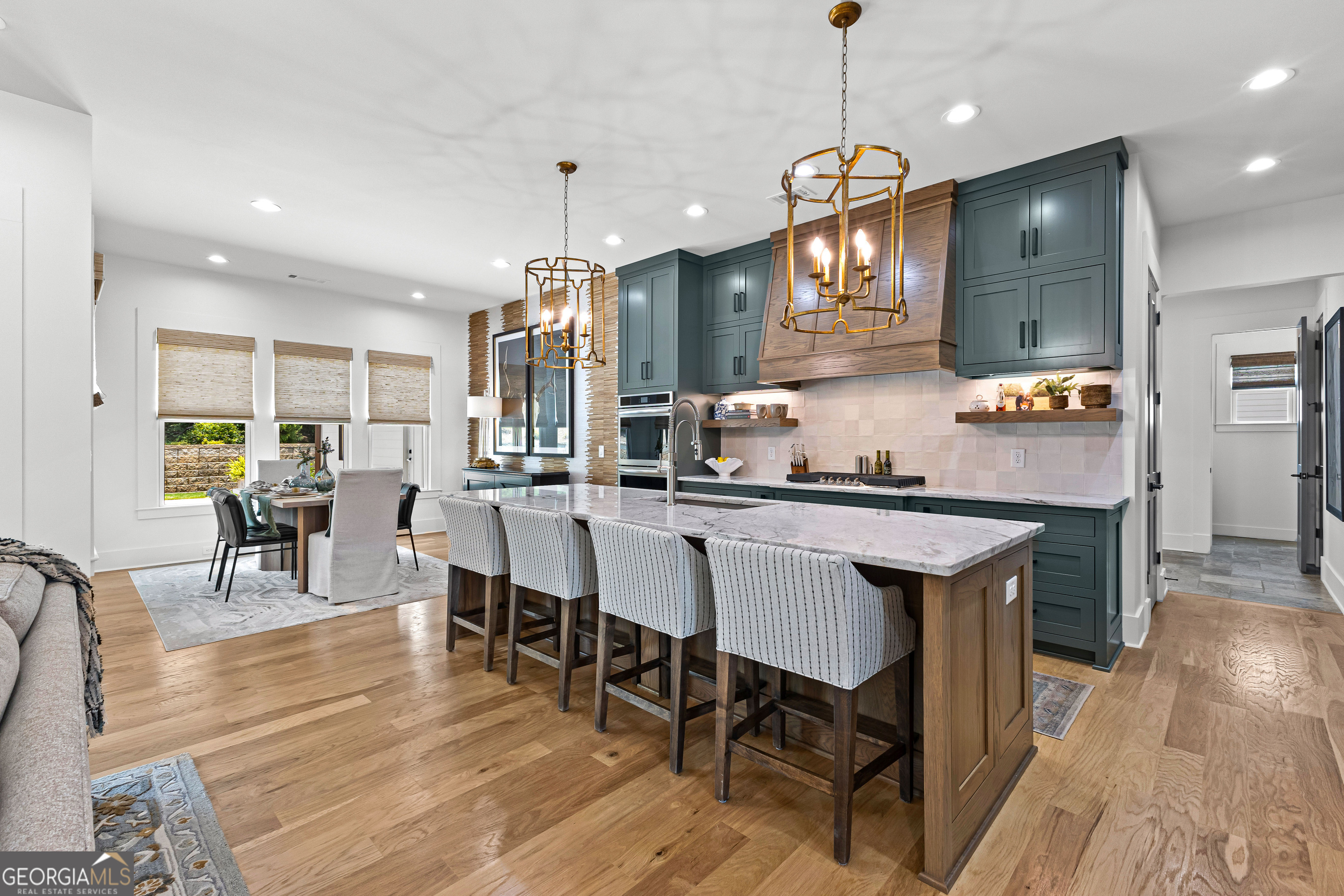 Senoia, Georgia 30276, United States, 4 Bedrooms Bedrooms, ,5 BathroomsBathrooms,Residential,Active,160013