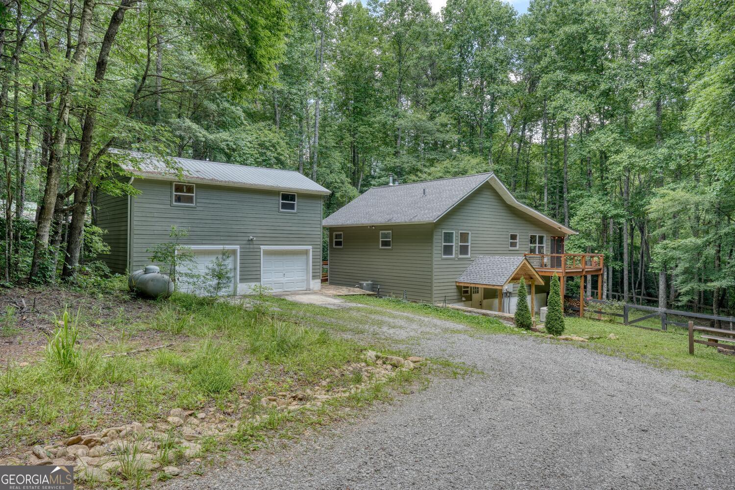 550 Watson RD