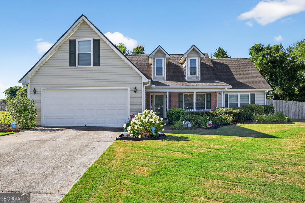 ***OPEN HOUSE 7/26 1p-3p*** Tucked away on a quiet cul-de-sac lot, this charming 3-bedroom, 2-bath home offers the perfect blend of comfort, privacy, and outdoor enjoyment-with no HOA! Sitting on a spacious 0.59-acre fenced lot, the home features a split-bedroom floor plan with hardwood floors, granite countertops, and BRAND NEW windows throughout, installed March 2024 with transferrable warranty. The kitchen opens into a cozy living area, creating a seamless flow for everyday living and entertaining. Need more space? There's an unfinished bonus room just waiting for your personal touch-perfect for a home office, playroom, or future fourth bedroom. Step outside and enjoy the patio, deck, and above-ground pool-ideal for summer gatherings and relaxing weekends in your own private backyard oasis. Located in the sought-after Walnut Grove school district, this home has everything you need, with none of the restrictions.
