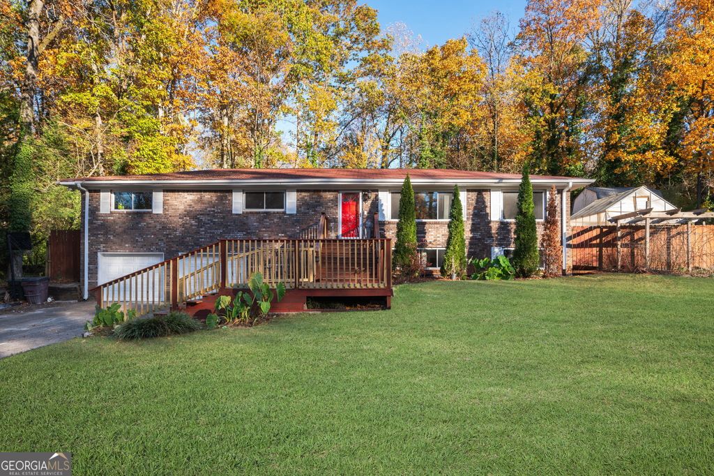 Photo of 2030 Starlight Drive, Marietta, GA 30062 (MLS # 10680866)