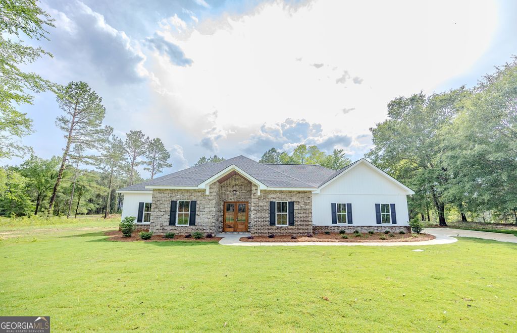Photo of 905 Sweet Magnolia Circle, Dublin, GA 31021 (MLS # 10772107)