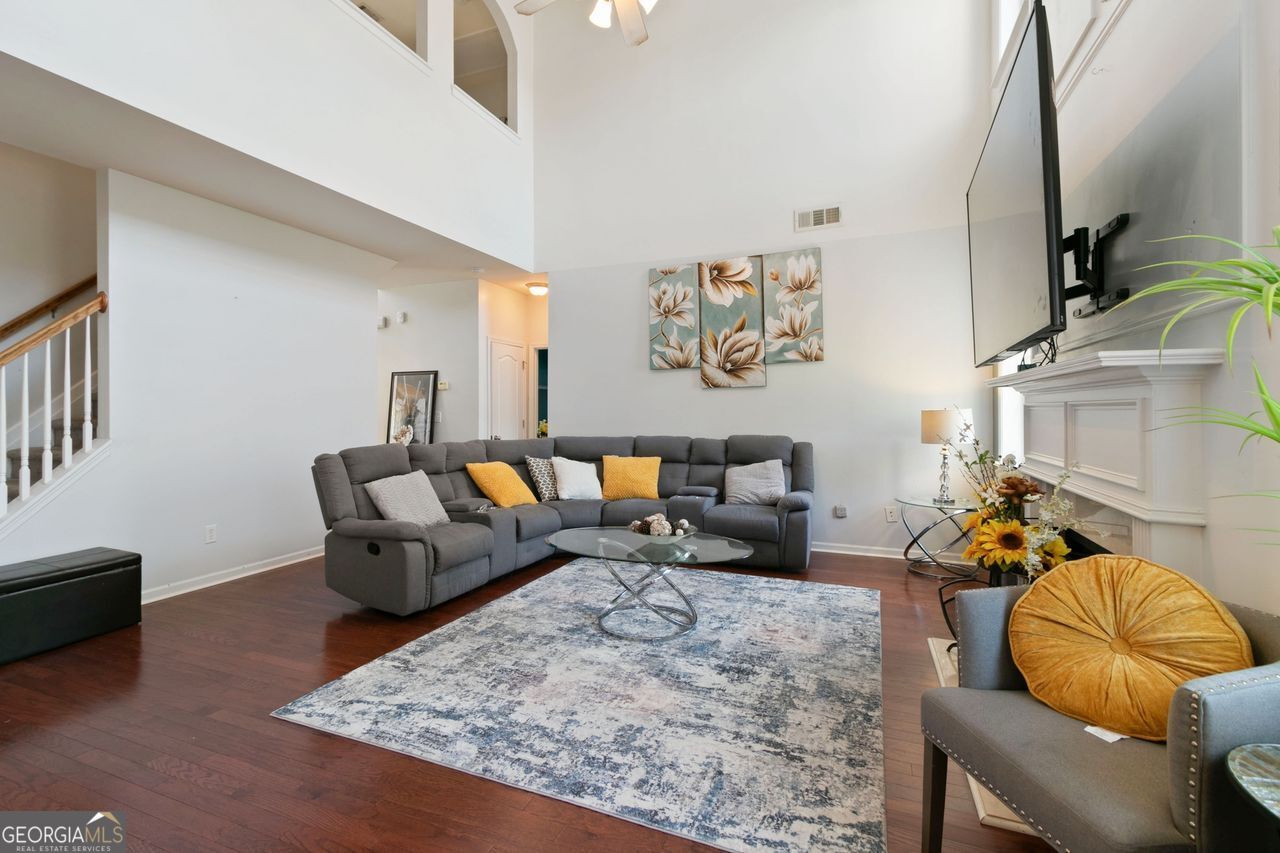 829 Castlebottom