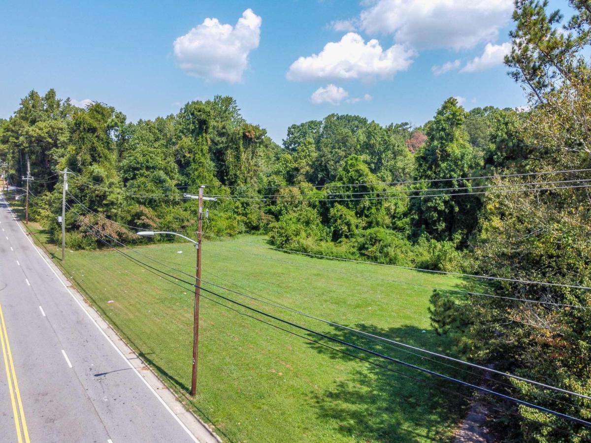 2990 Stone Hogan Connector RD SW