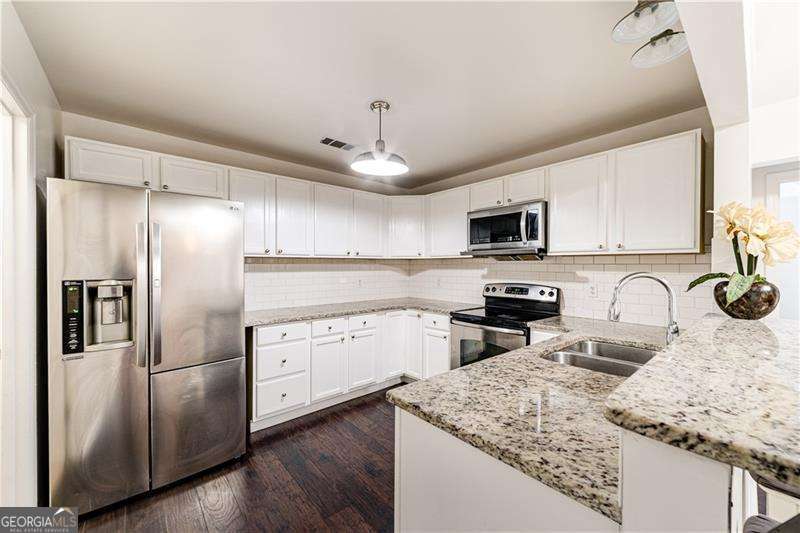 Bridge Pointe - Residential Lease