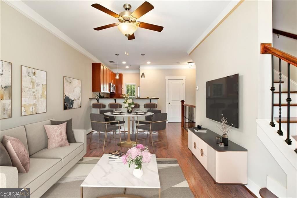 220 Semel CIR NW 138