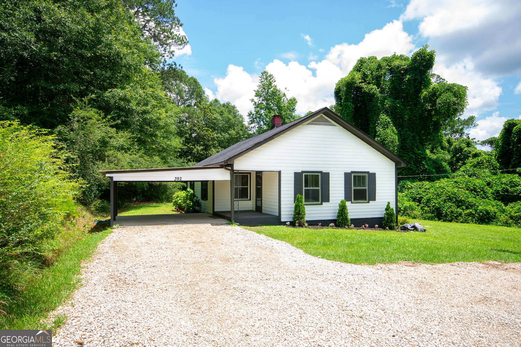 392 Corinth RD