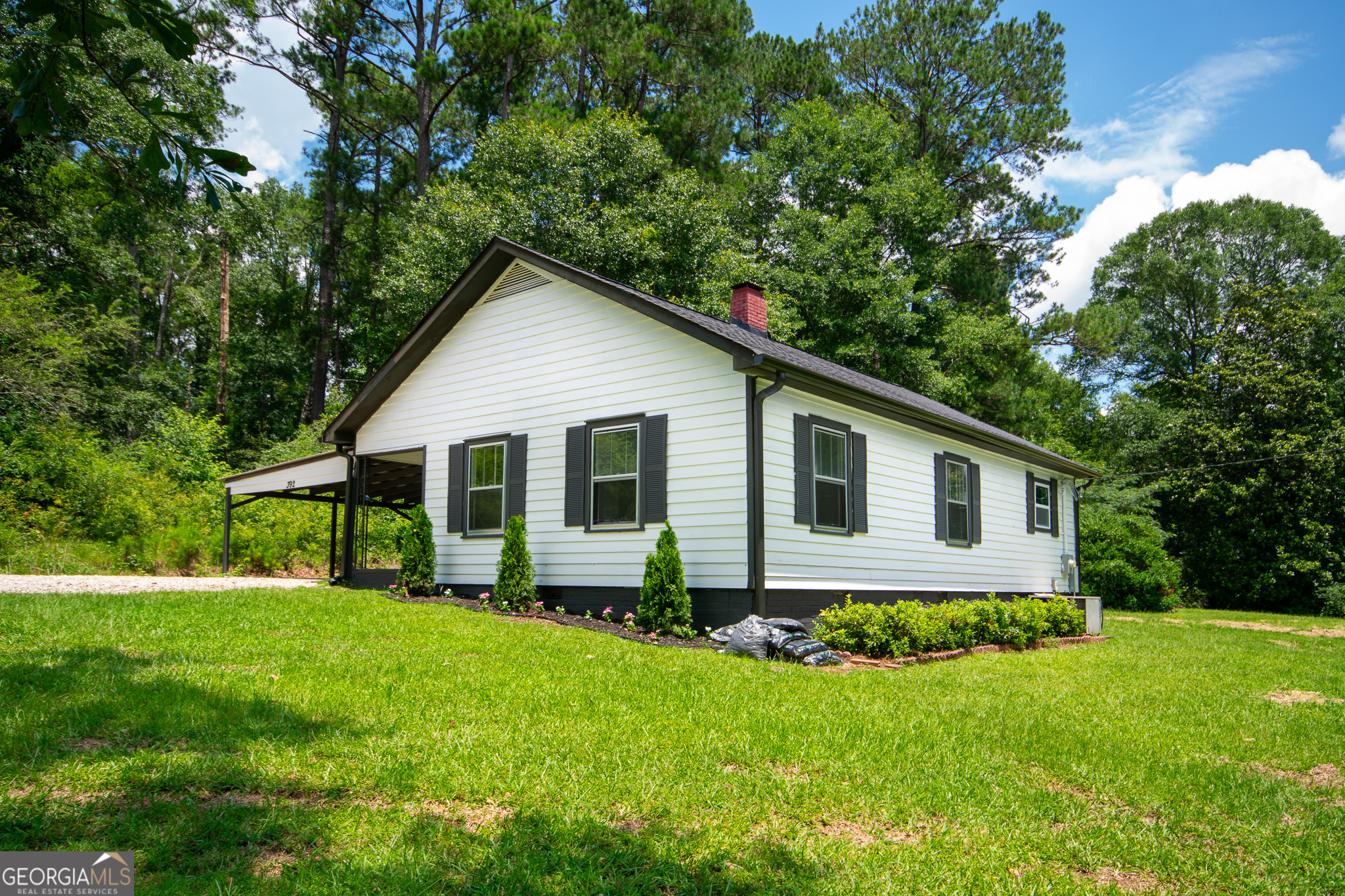 392 Corinth RD