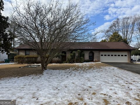 457 Castleaire Drive, Stone Mountain, GA 30087 - #: 10443804
