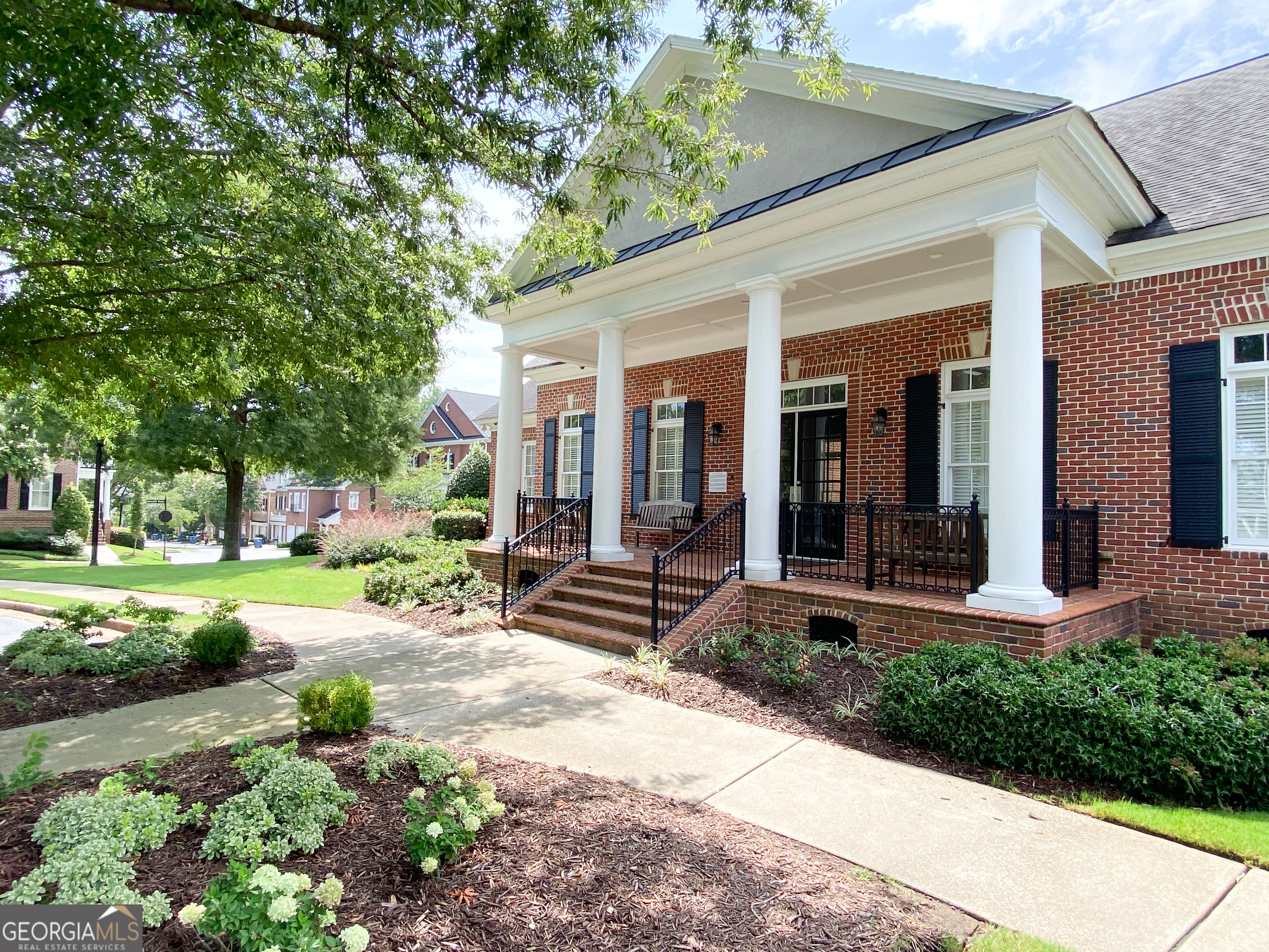 Academy Park - Residential