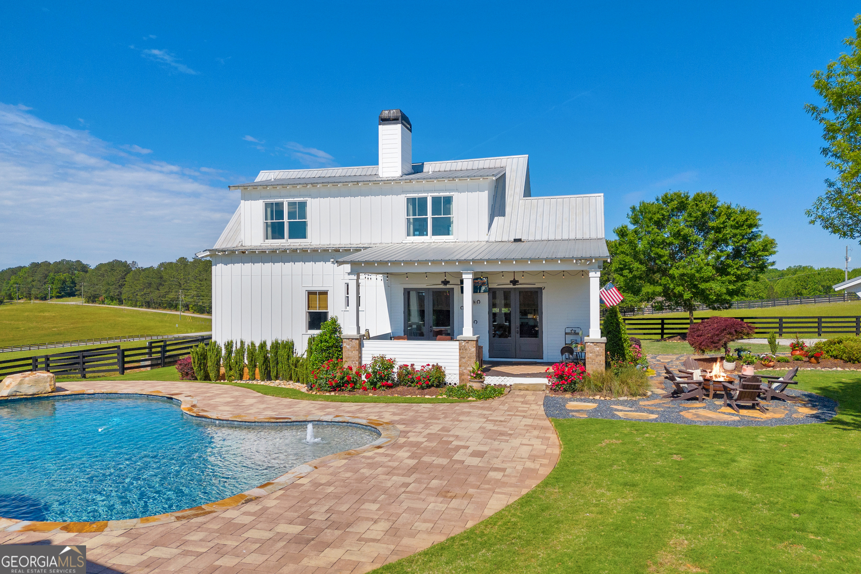 785 Carl Davis RD