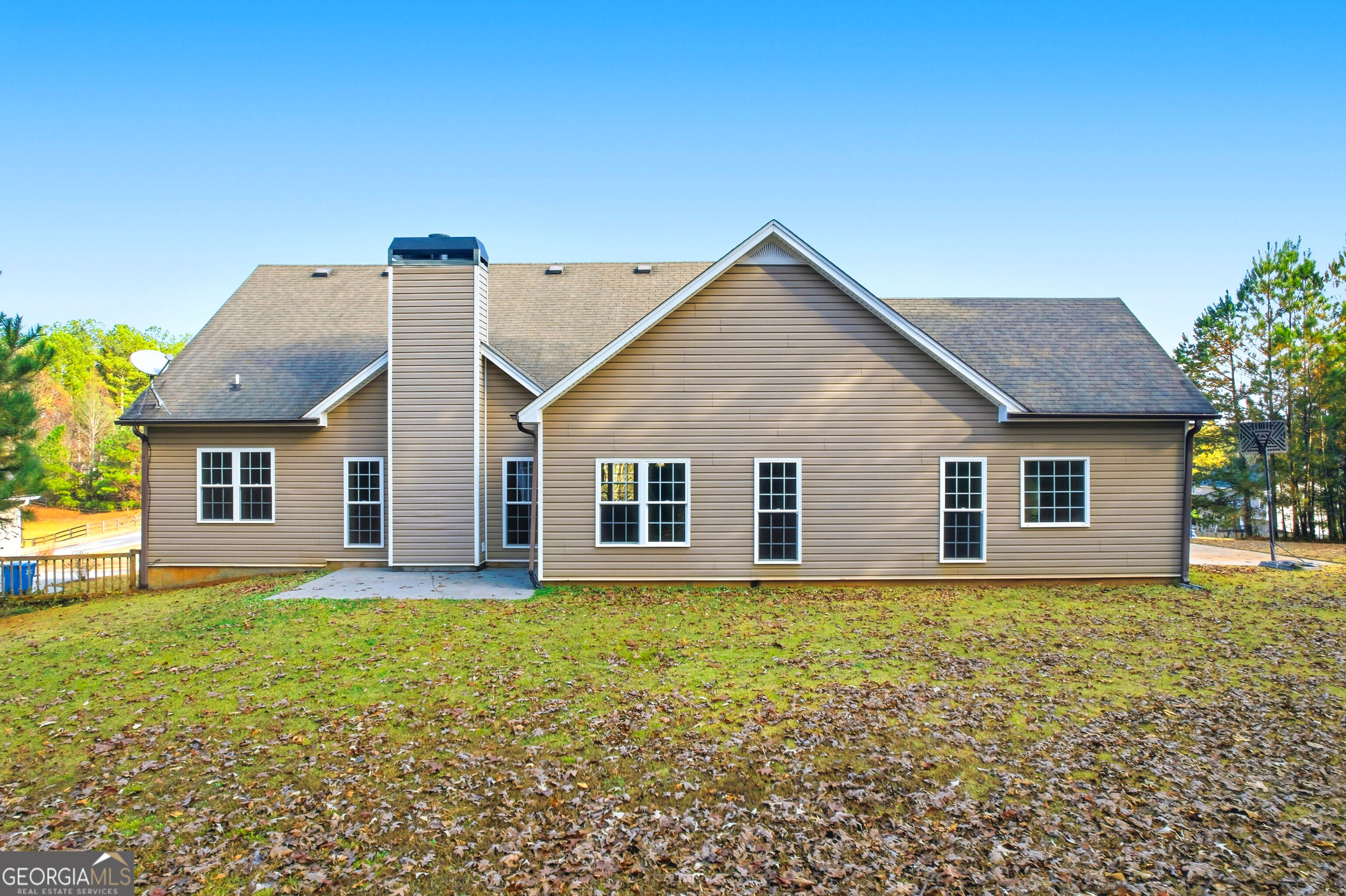 Dallas, Georgia 30132, United States, 3 Bedrooms Bedrooms, ,2 BathroomsBathrooms,Residential,Pending,249964