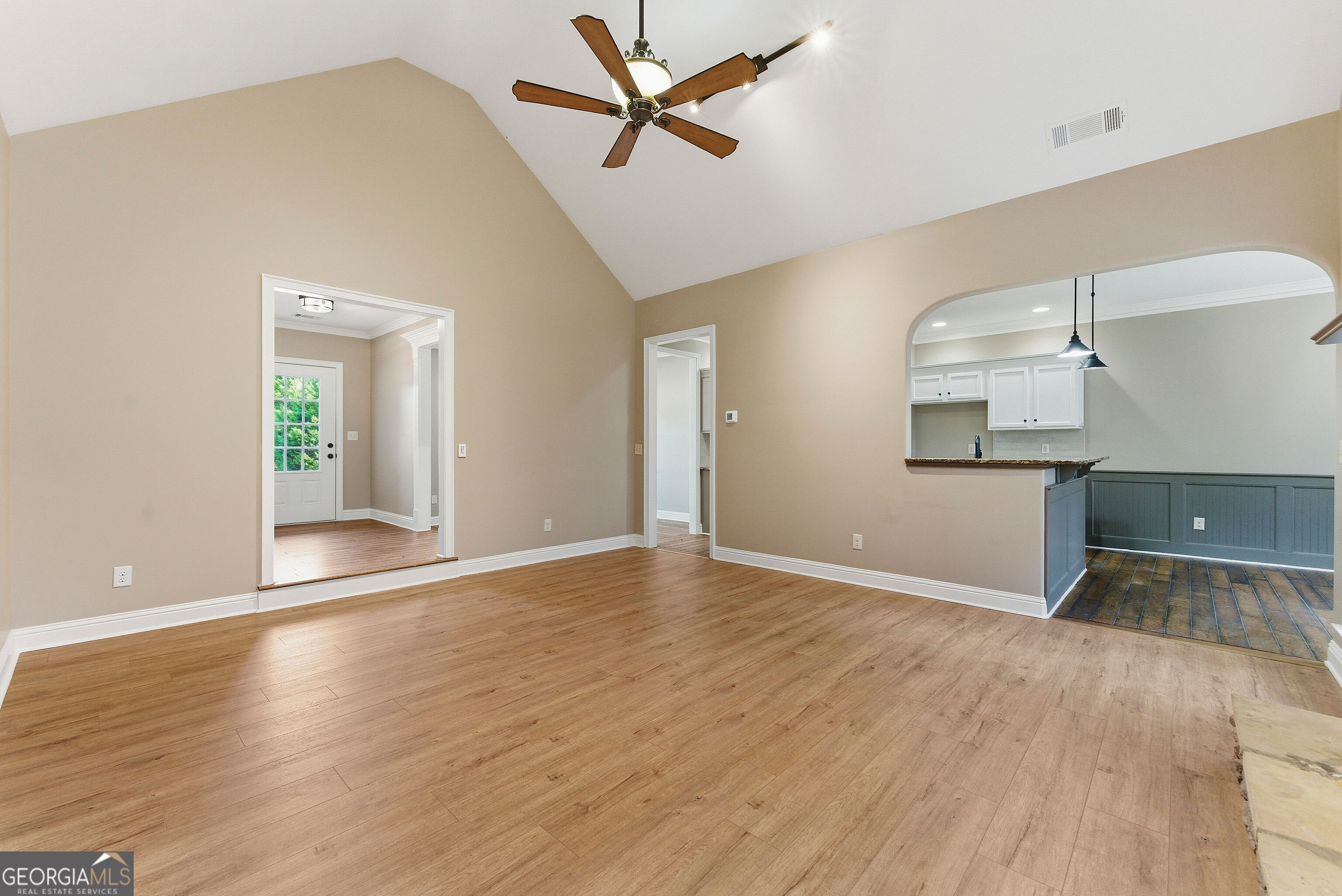 Dallas, Georgia 30132, United States, 3 Bedrooms Bedrooms, ,2 BathroomsBathrooms,Residential,Pending,249964