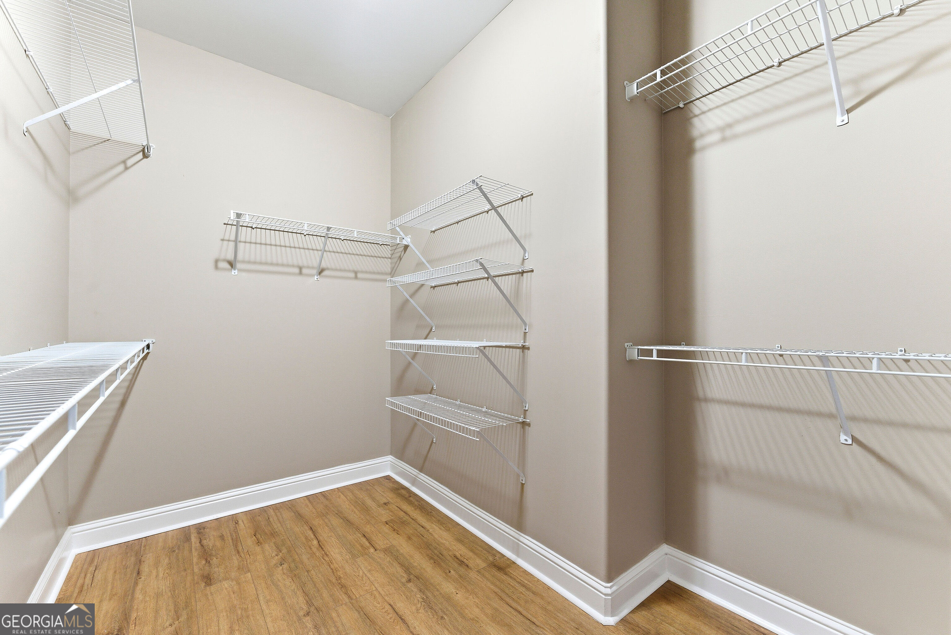 Dallas, Georgia 30132, United States, 3 Bedrooms Bedrooms, ,2 BathroomsBathrooms,Residential,Pending,249964