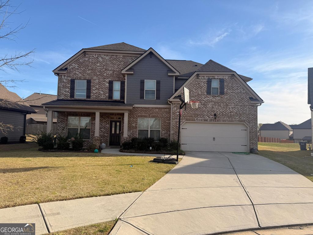 Photo of 1013 Autumn Drive, Loganville, GA 30052 (MLS # 10719425)