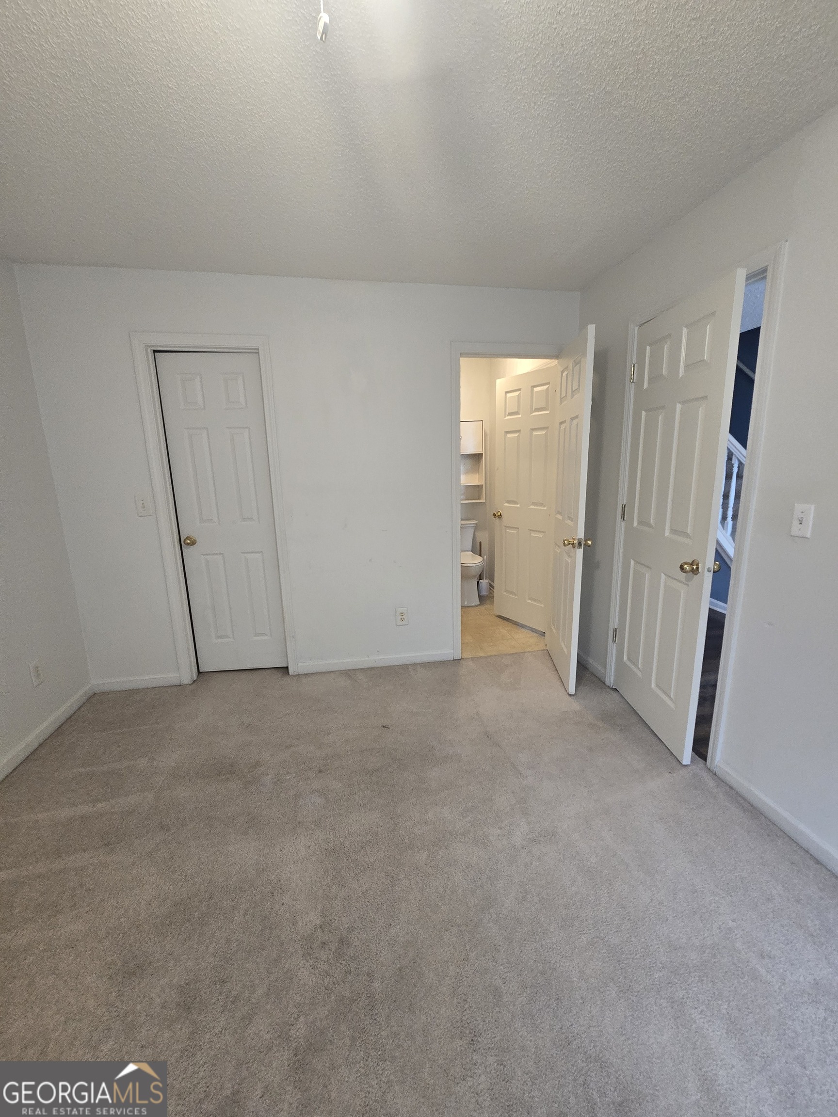 6109 Hickory Lane DR