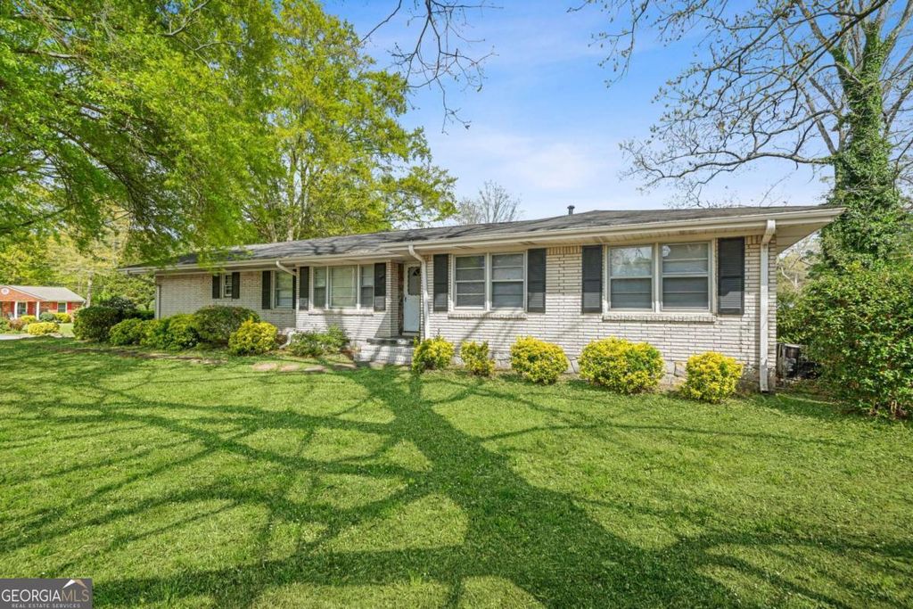 Photo of 1393 Idlewood Road, Tucker, GA 30084 (MLS # 10728145)