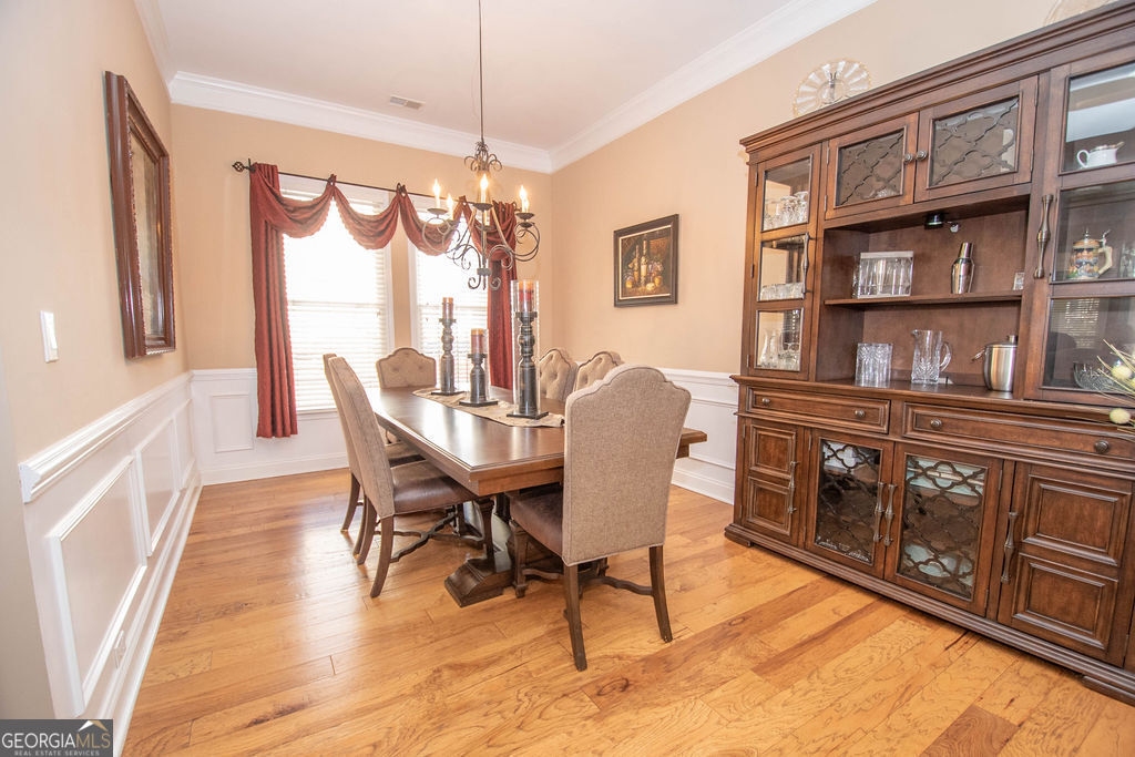 Newnan, Georgia 30265, United States, 3 Bedrooms Bedrooms, ,2 BathroomsBathrooms,Residential,Pending,4628