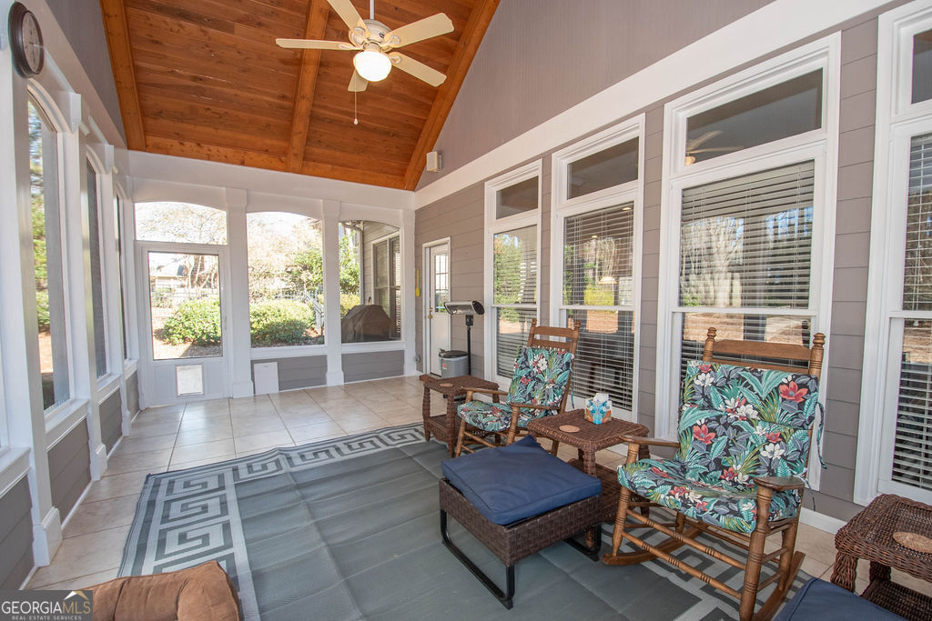 Newnan, Georgia 30265, United States, 3 Bedrooms Bedrooms, ,2 BathroomsBathrooms,Residential,Pending,4628