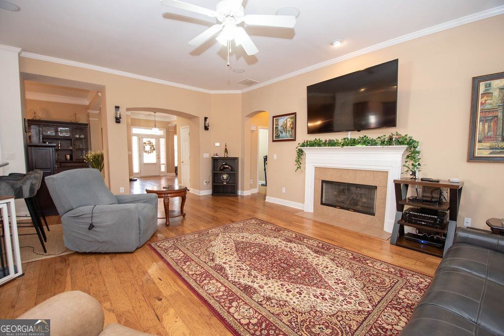 Newnan, Georgia 30265, United States, 3 Bedrooms Bedrooms, ,2 BathroomsBathrooms,Residential,Pending,4628