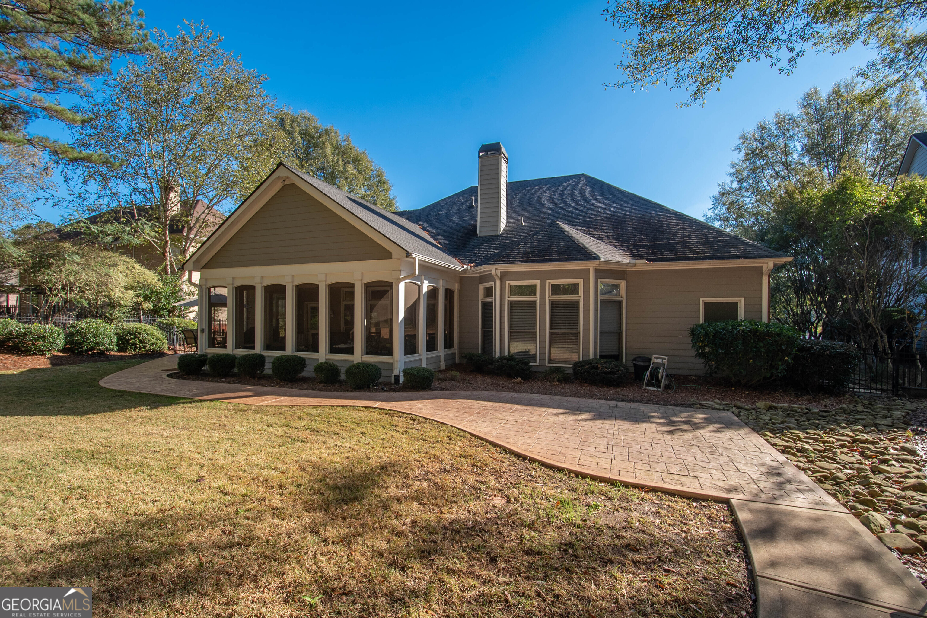 Newnan, Georgia 30265, United States, 3 Bedrooms Bedrooms, ,2 BathroomsBathrooms,Residential,Pending,4628