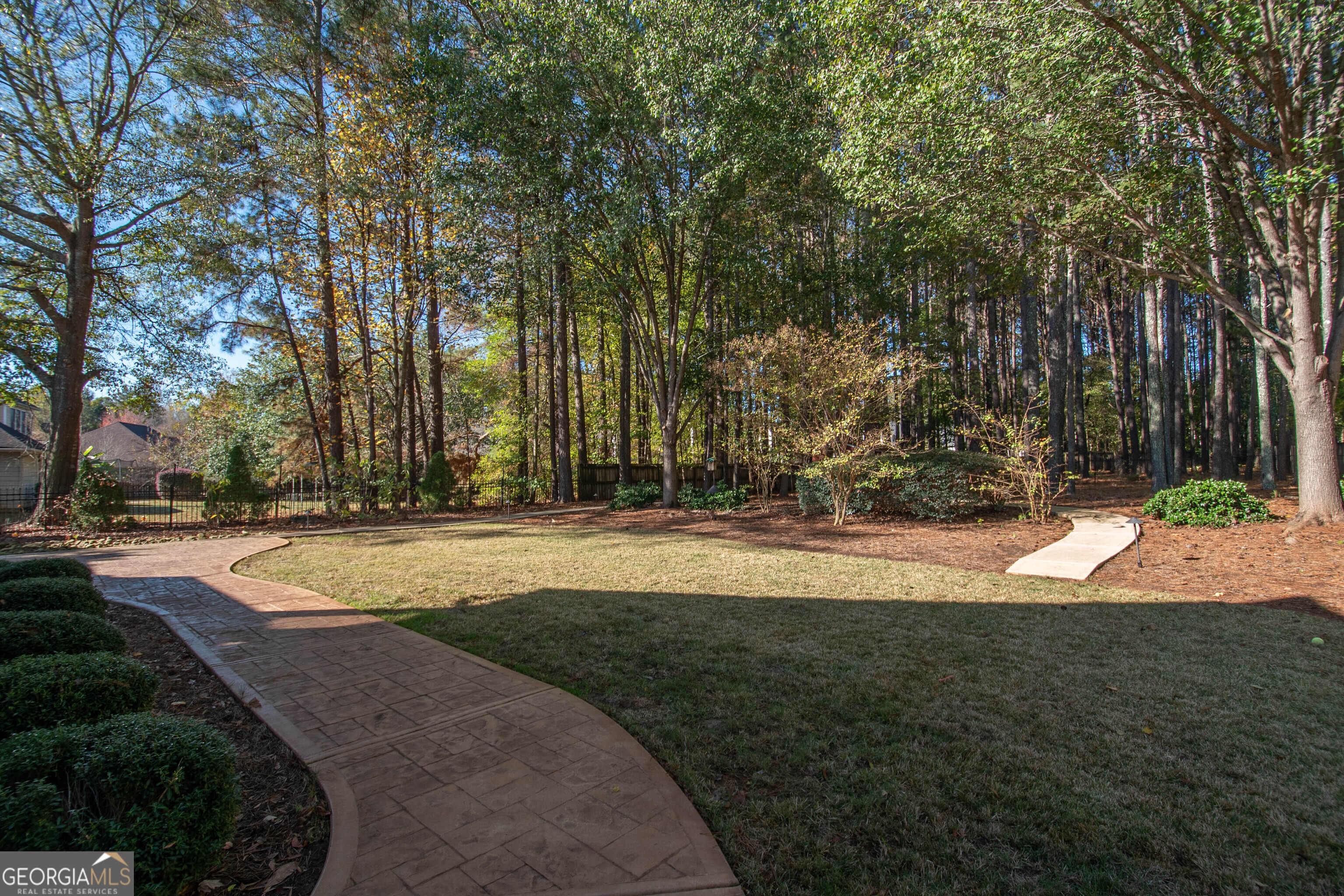 Newnan, Georgia 30265, United States, 3 Bedrooms Bedrooms, ,2 BathroomsBathrooms,Residential,Pending,4628