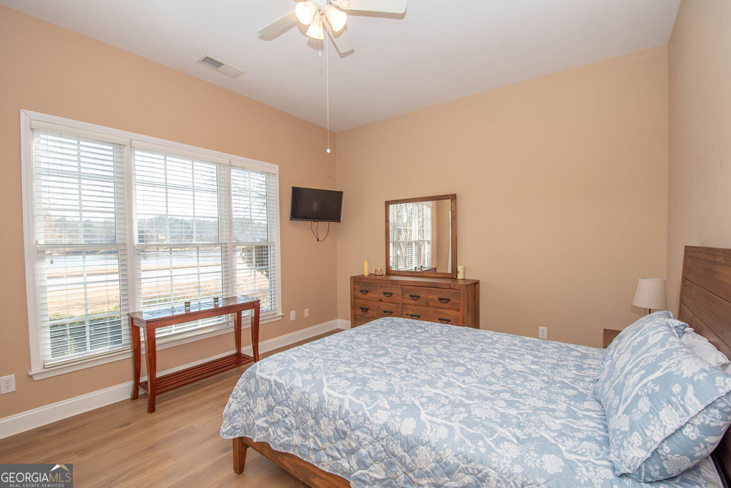 Newnan, Georgia 30265, United States, 3 Bedrooms Bedrooms, ,2 BathroomsBathrooms,Residential,Pending,4628