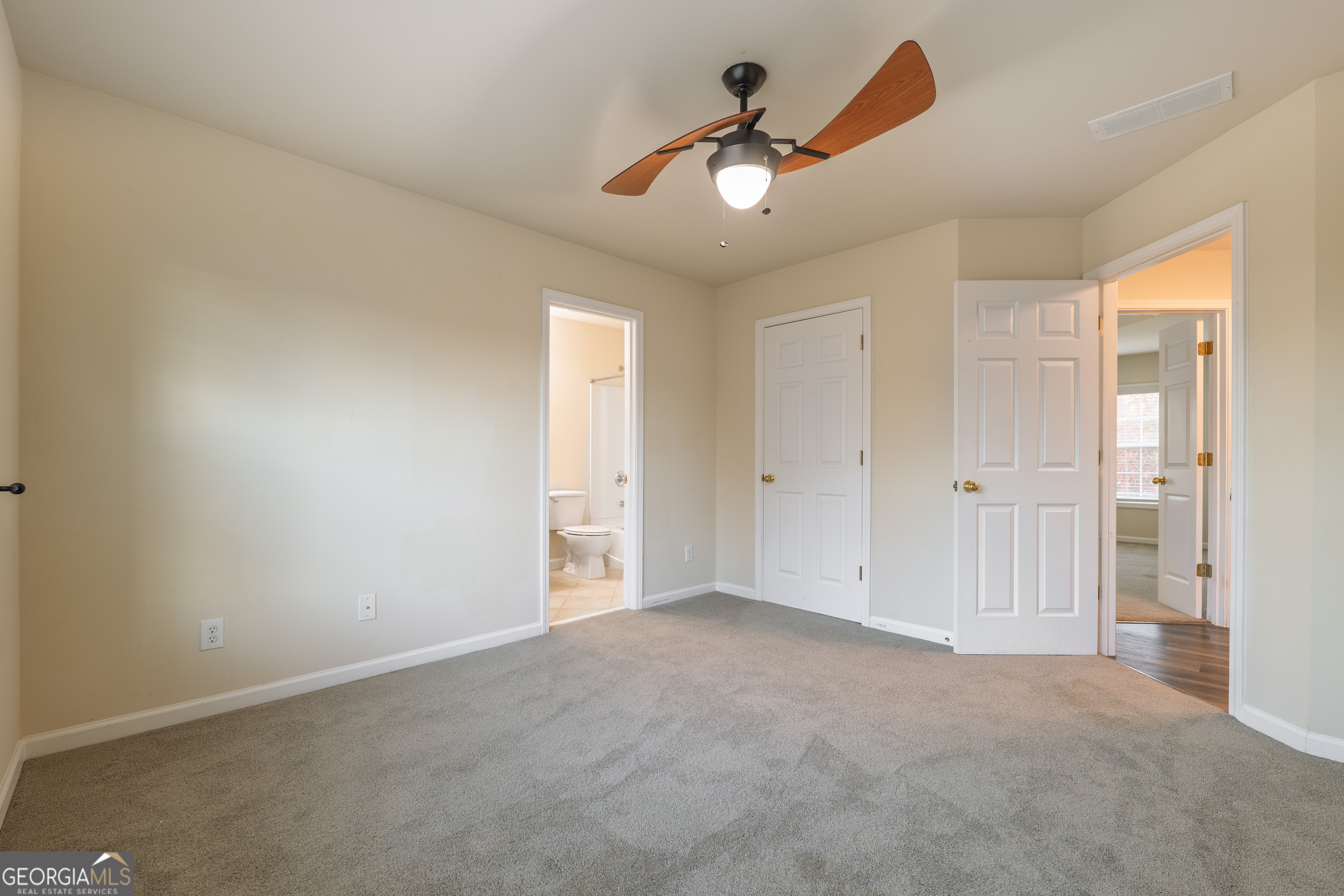 THORNGATE - Residential