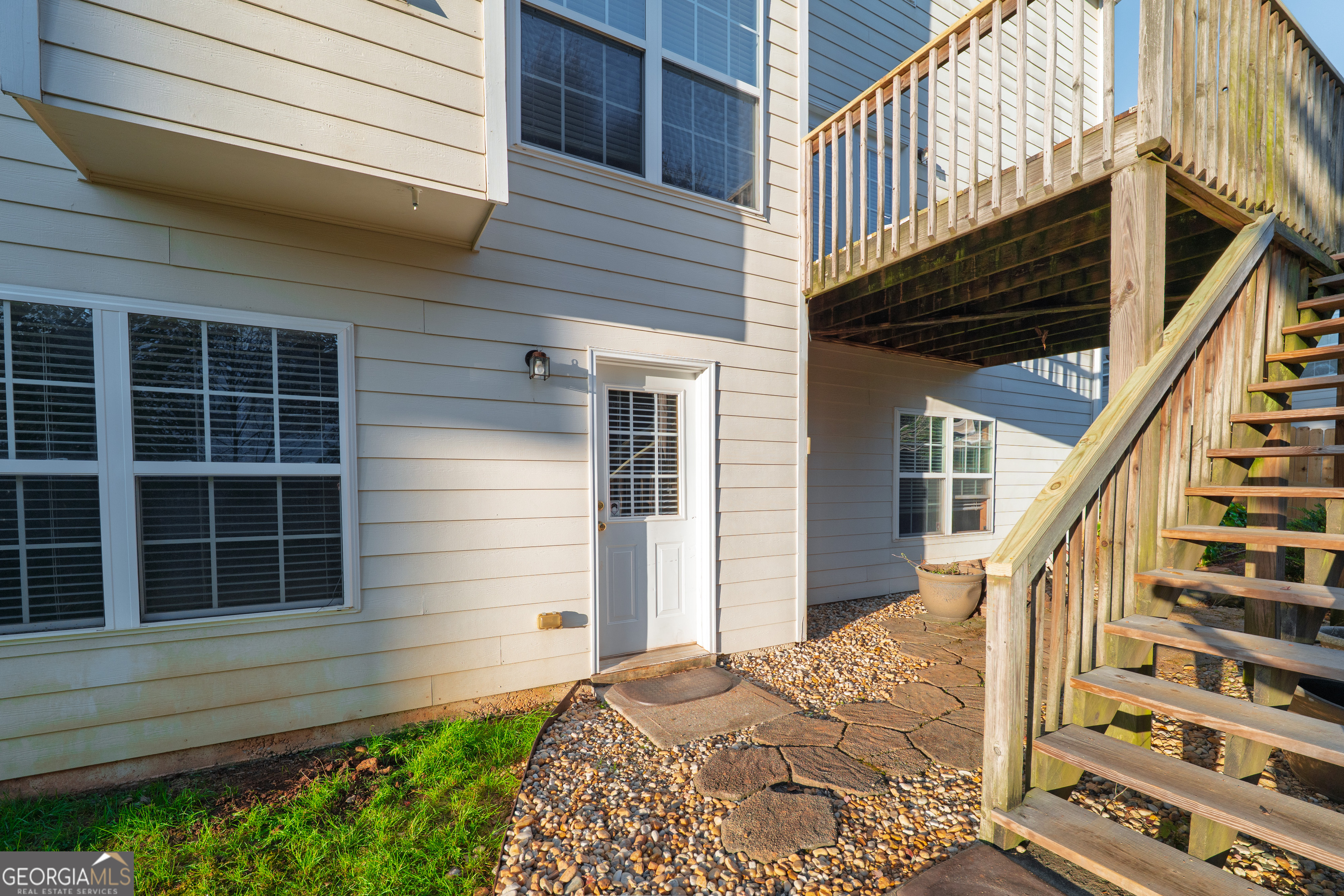 THORNGATE - Residential