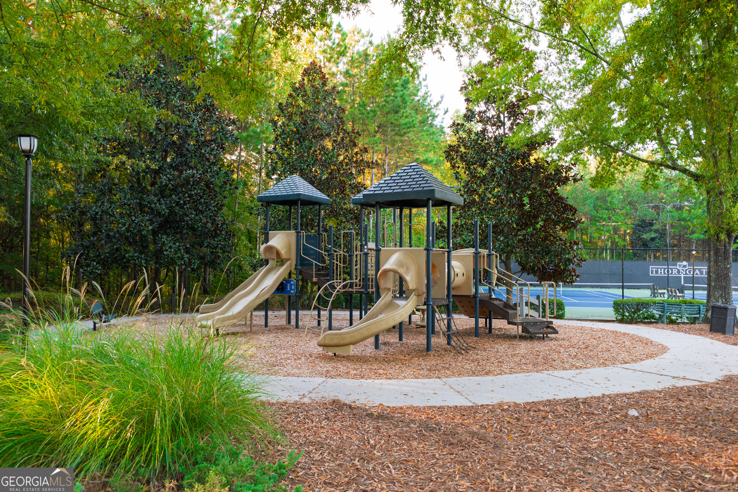 THORNGATE - Residential