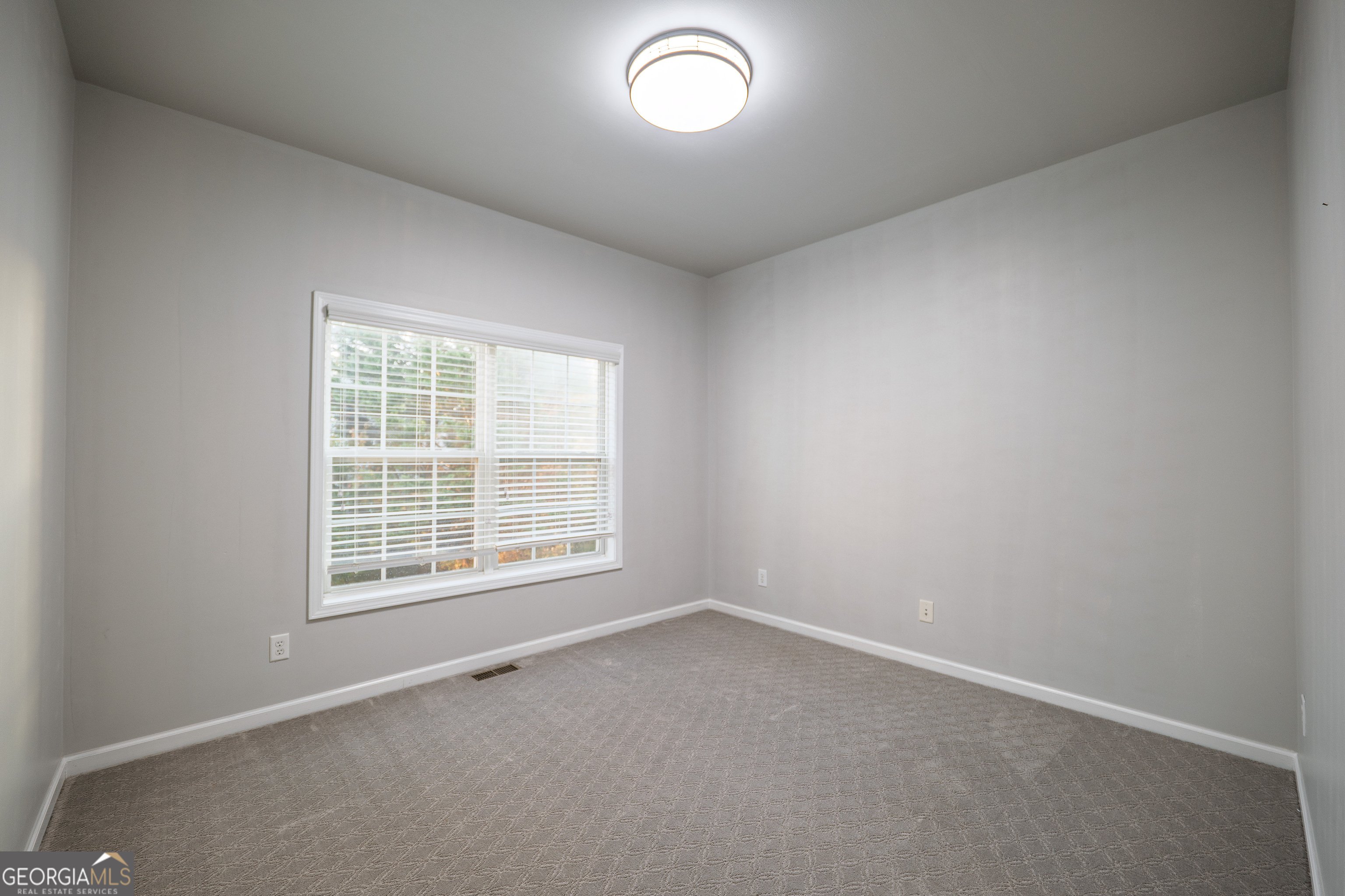 THORNGATE - Residential